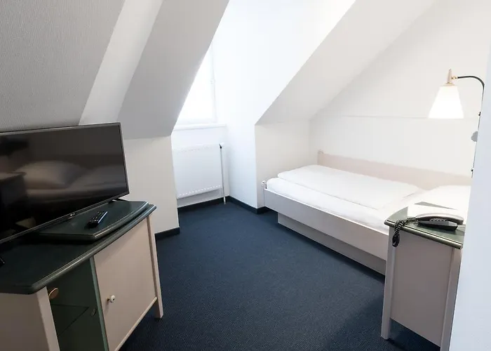 Moorbad Neydharting فندق *